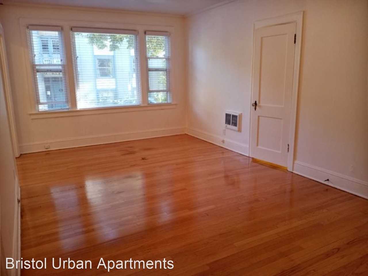 904 NW 21st, - Photo 2 of 14