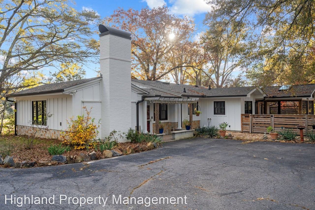 2408 Indian Trl - Photo 2 of 48