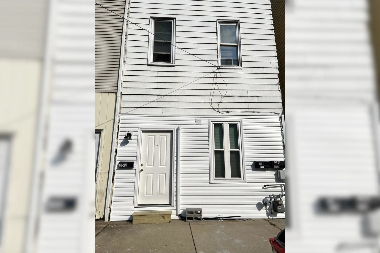 153 S 2nd St - Photo 2 of 6