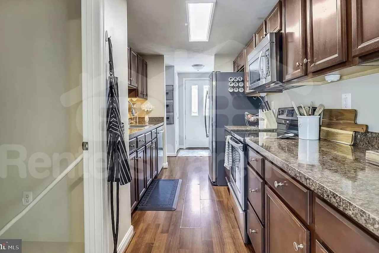 279 Laguna Cir - Photo 3 of 24