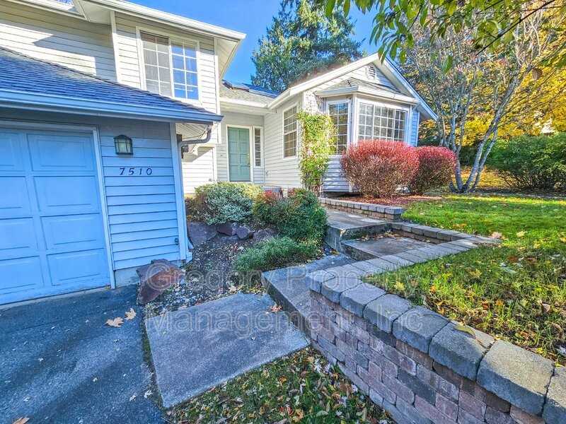 7510 117th Ave Ne - Photo 3 of 31