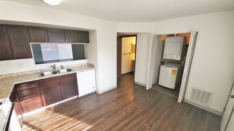 412 N 18th Ave - Photo 6 of 23