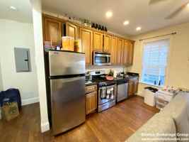 featured image of 178 Hillside St #1