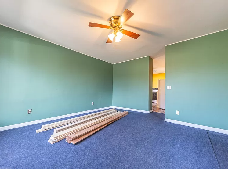 1311 Pierce St Ne - Photo 3 of 13