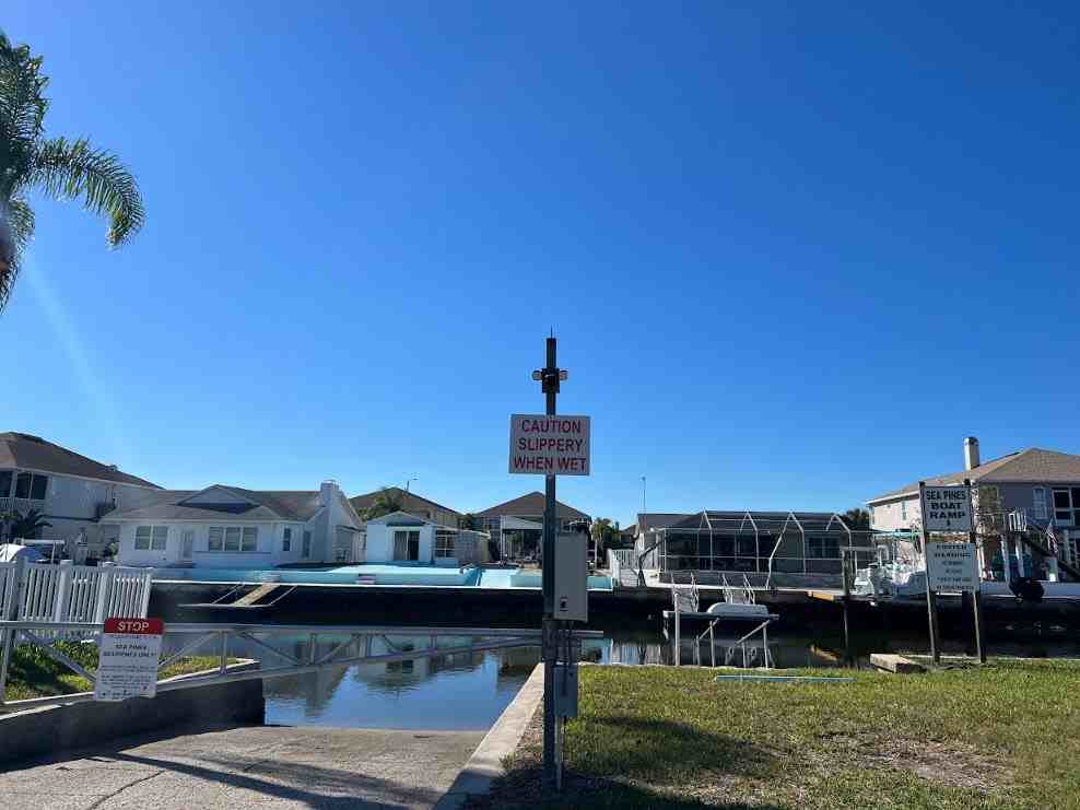 7400 Mako Dr - Photo 2 of 13