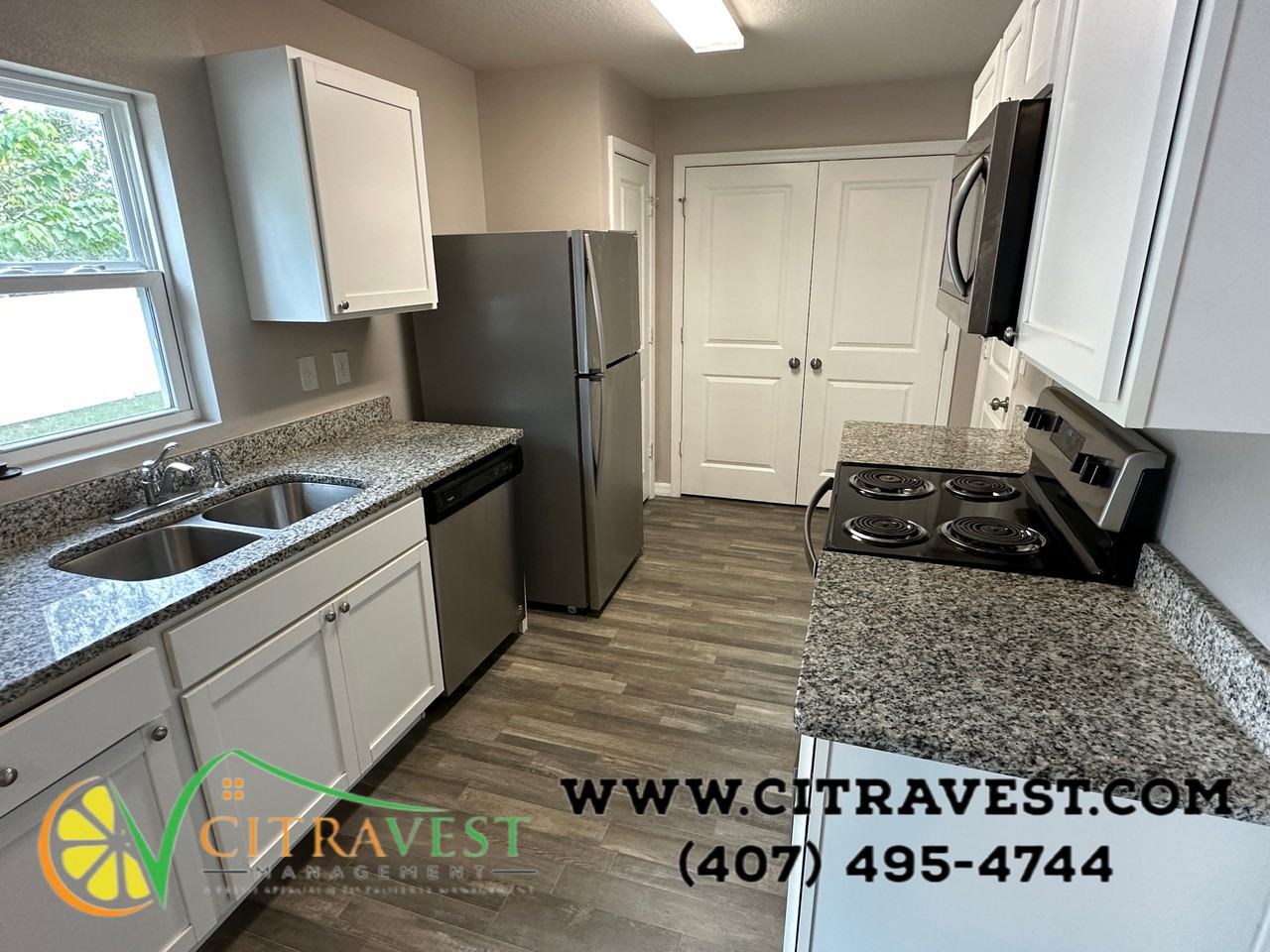 27033 Anthony Ave - Photo 3 of 14