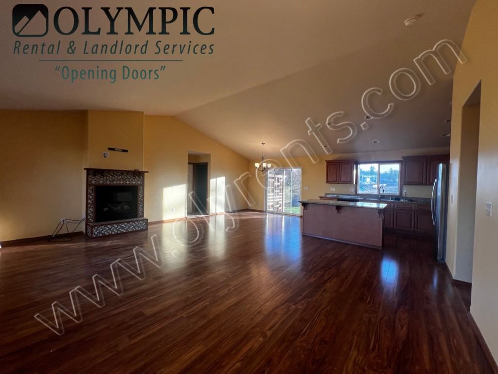 17331 Pollard Ct Sw - Photo 3 of 33