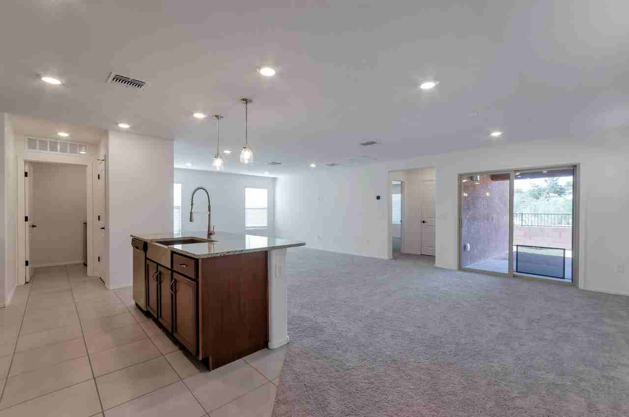 9221 N Peridot Vista Ave - Photo 4 of 26