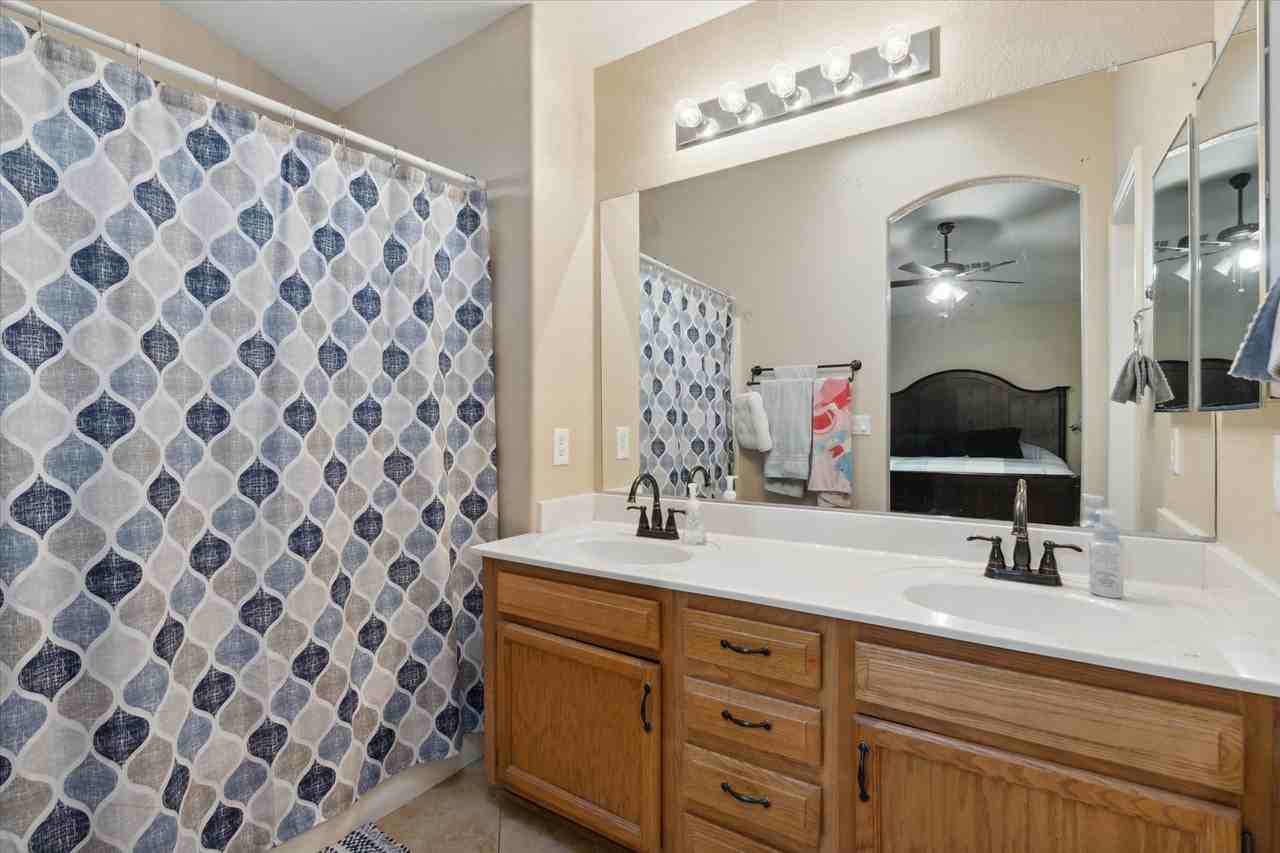 1120 E Jupiter Pl - Photo 3 of 19