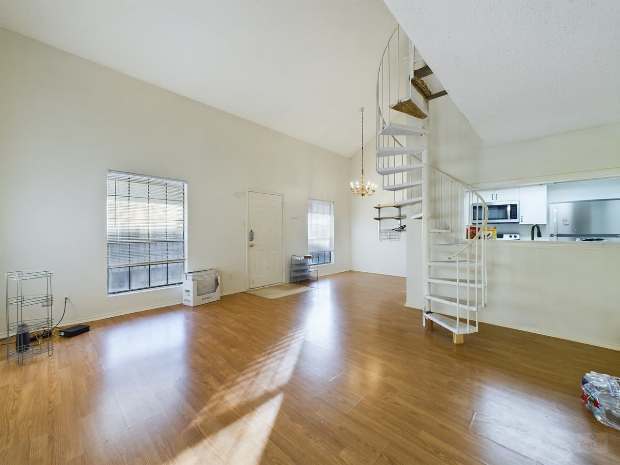 2401 Leon St #303 - Photo 3 of 31