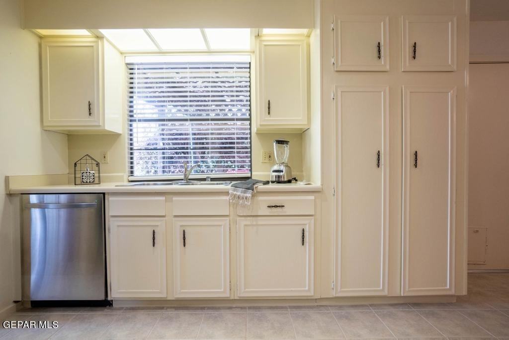 6944 Escondido Dr - Photo 4 of 14