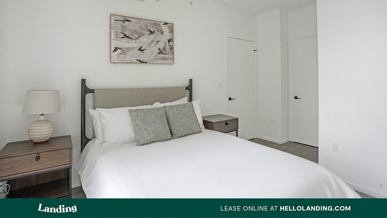 301 SW 1st Ave - Photo 3 of 50