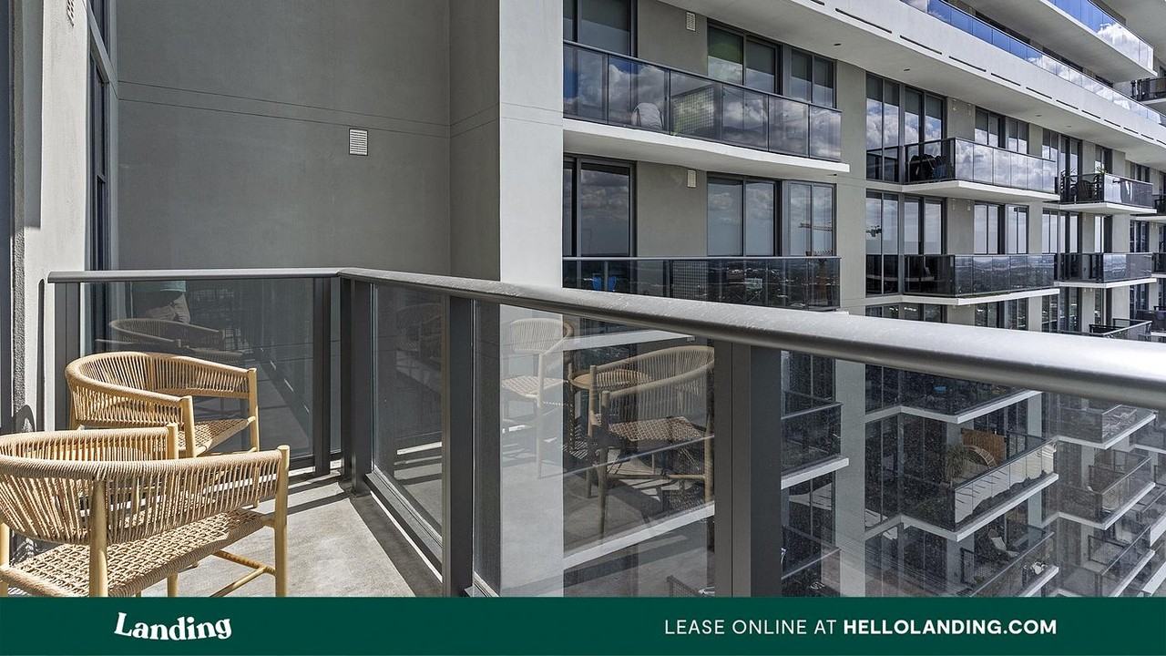 301 SW 1st Ave - Photo 7 of 50