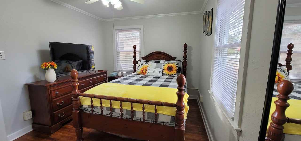 1506 West Washington Avenue - Photo 3 of 76