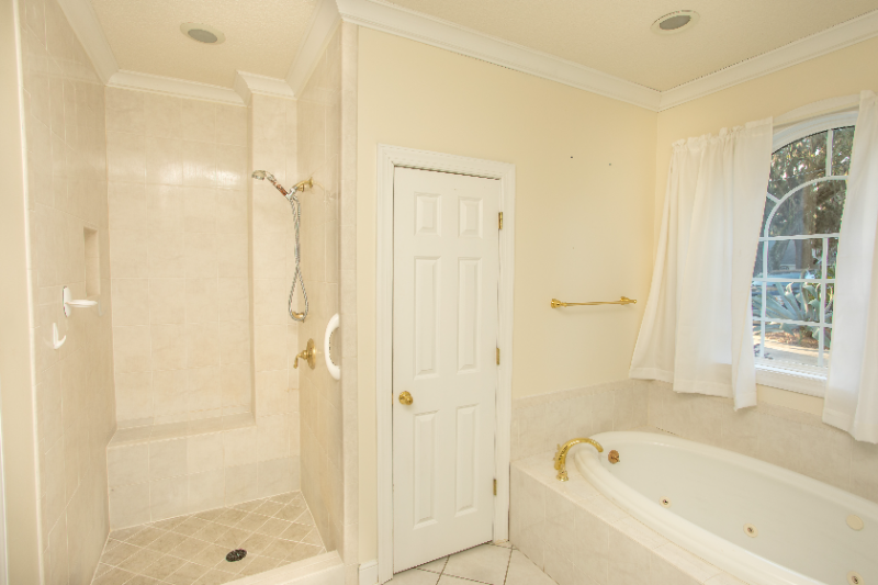 215 S Harrington Rd - Photo 6 of 20