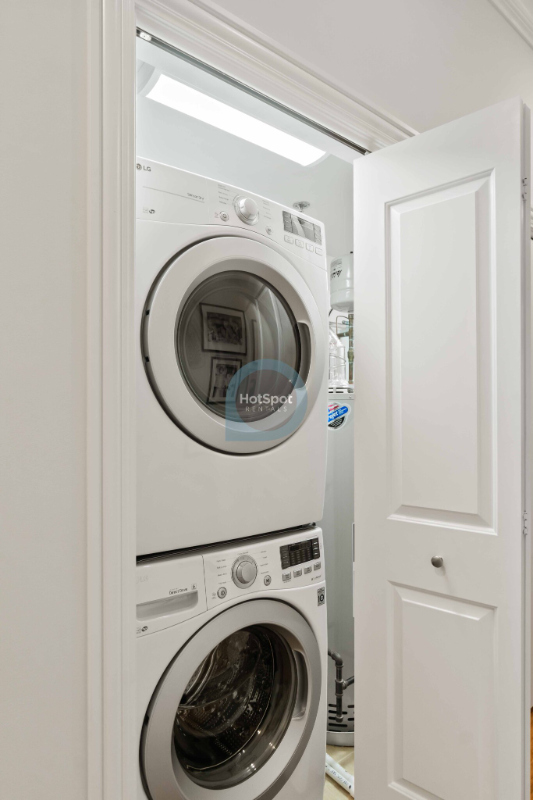 1030 W Monroe St - Photo 7 of 8