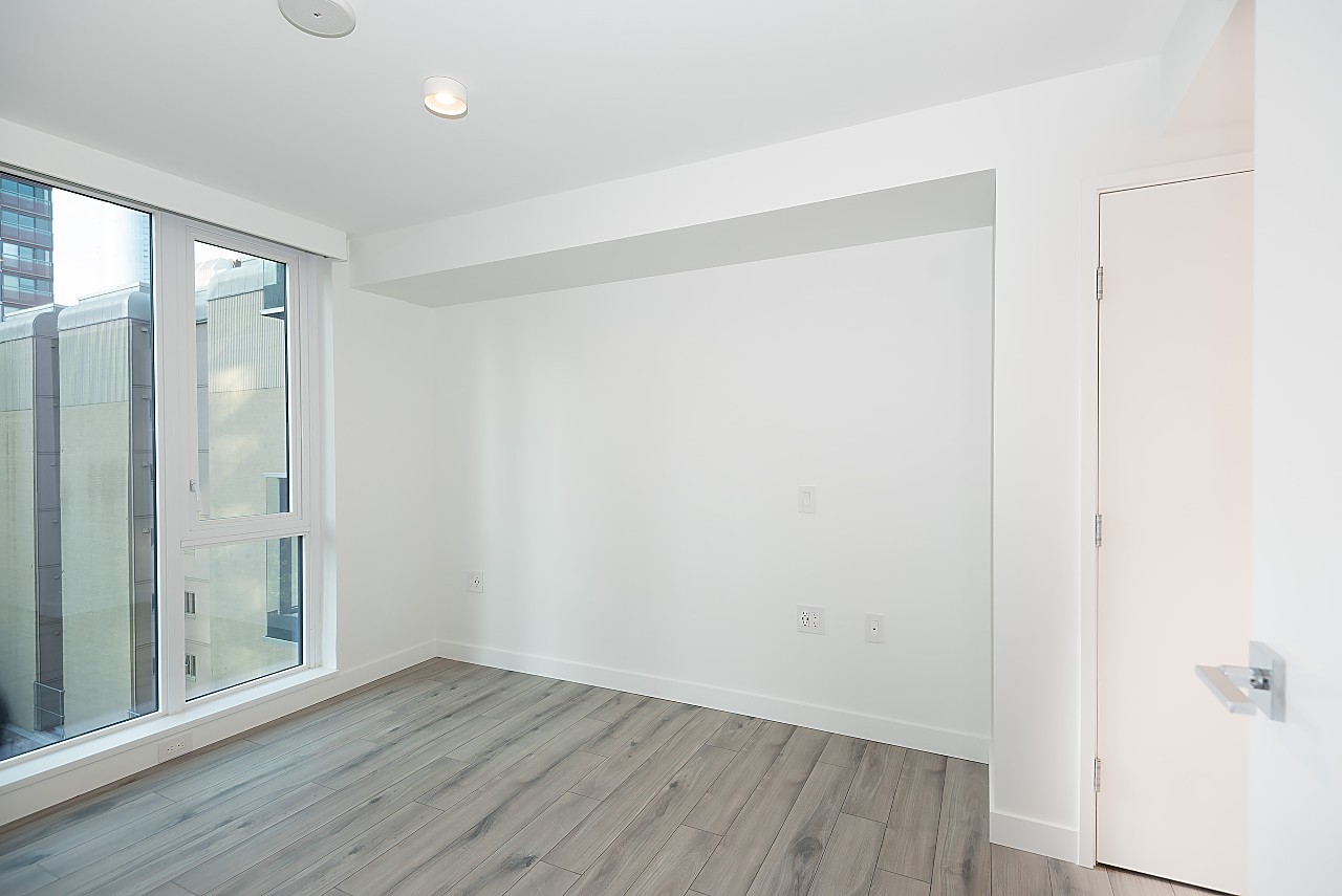 1107 Richards Street #412 - Photo 6 of 20