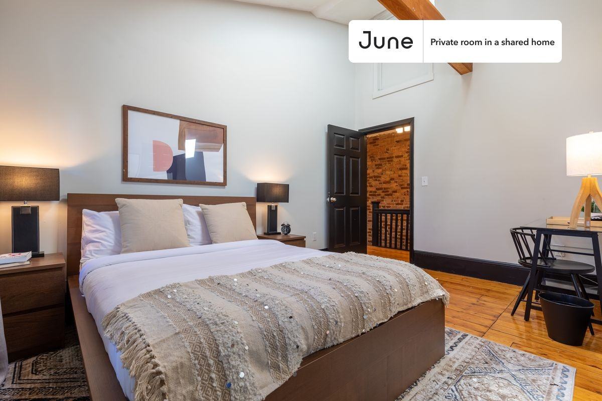 56 Ridgemont St #D - Photo 2 of 17