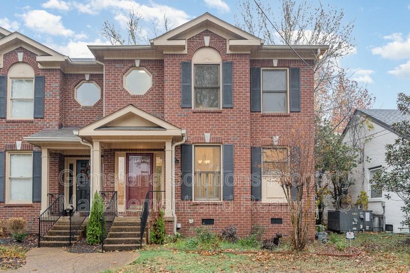 1716A Glen Echo Rd, Nashville, TN 37215 3 Bedroom House for 2,900