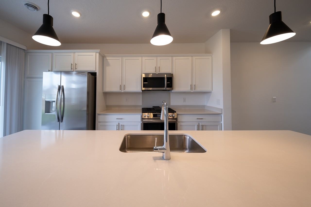 20053 62nd Pl #1 - Photo 4 of 26