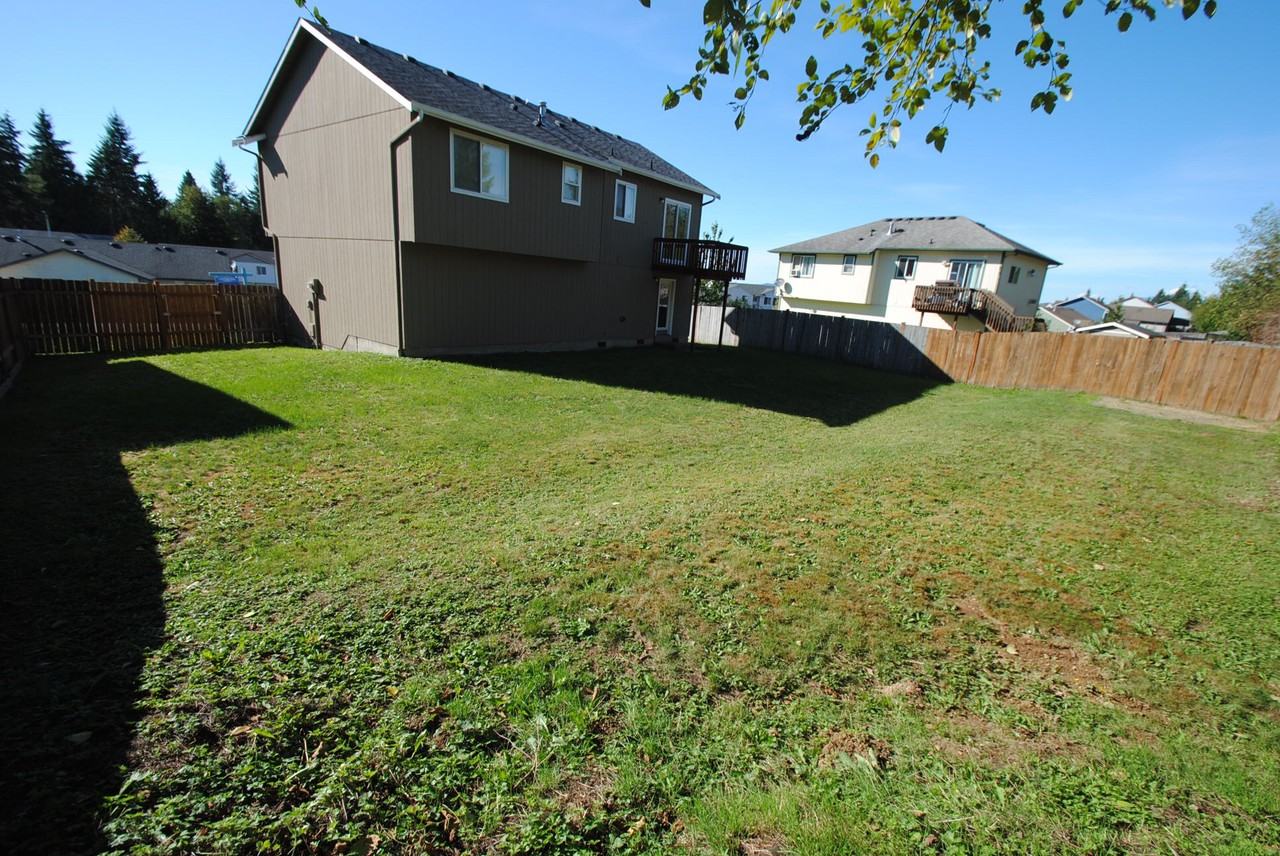 19023 Crown Ridge Blvd - Photo 2 of 10