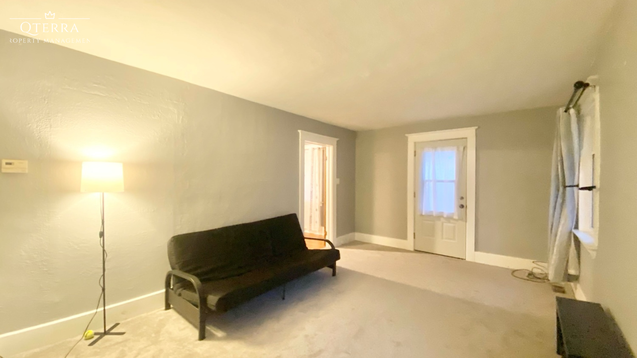 161 Laurel St, Waterloo, ON N2J 2H3, Canada Apartments 61 161