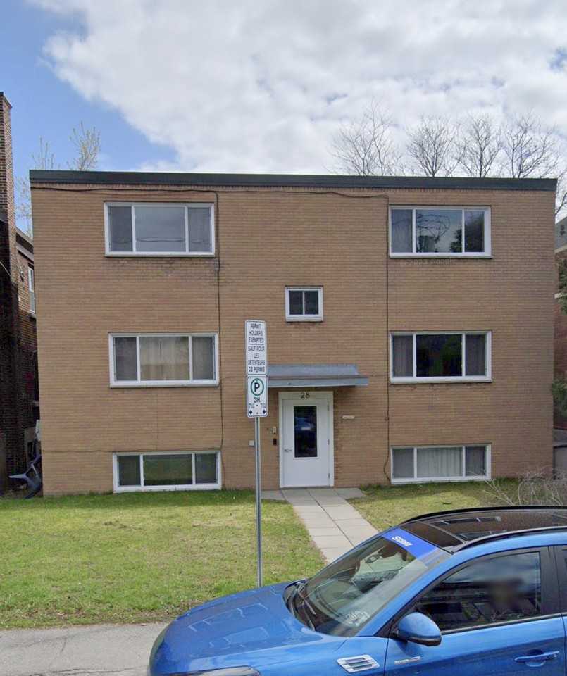 Glebe 2 Bedroom Apartment. FULLY FURNISHED, HEAT & WATER INCLUDED