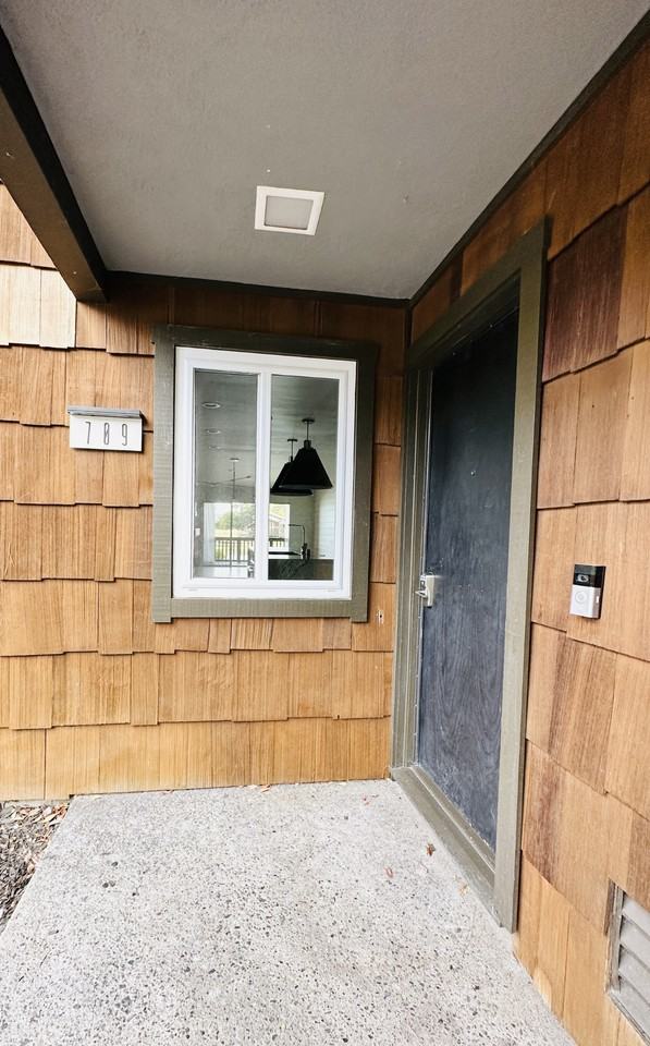 709 S Eliseo Dr - Photo 3 of 22