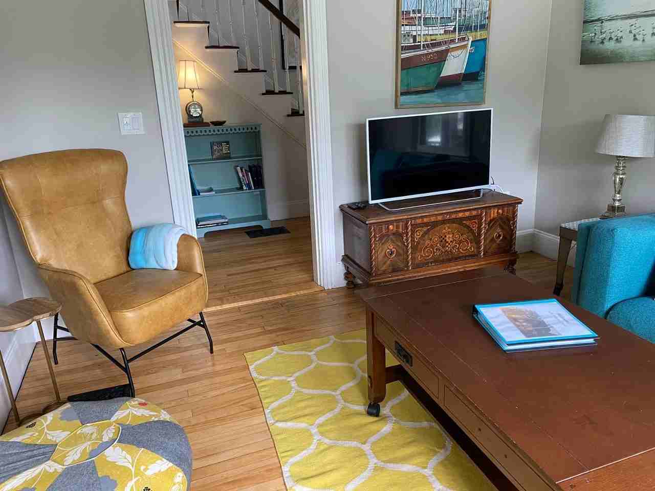 424 Preble St - Photo 2 of 25