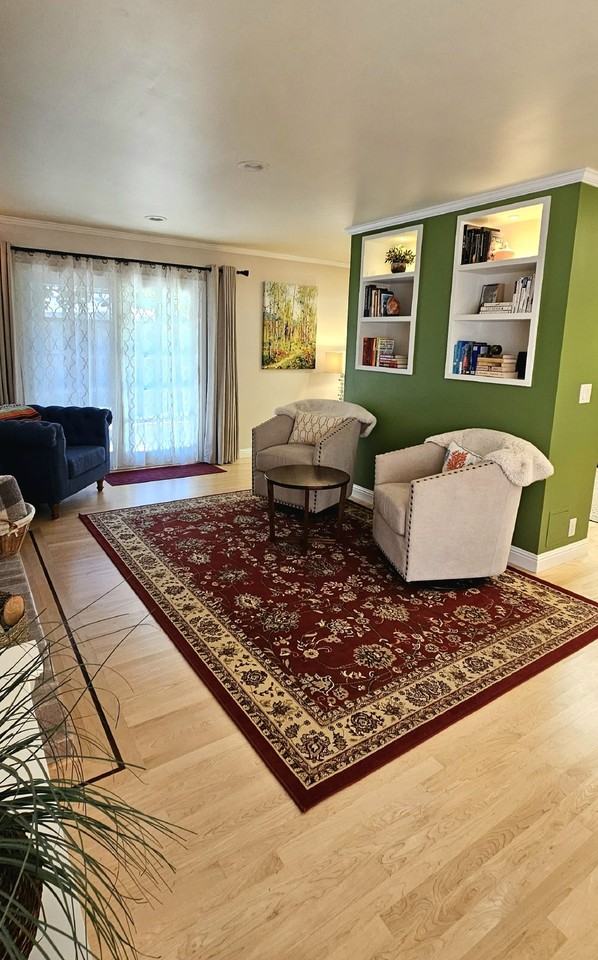 218 Highland Ct - Photo 2 of 21