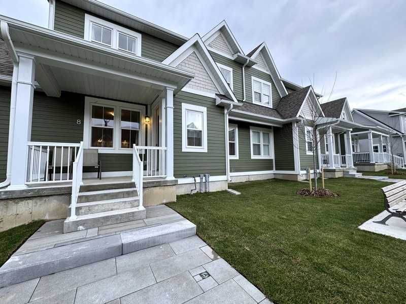 8 Danielle Cres, Midland, ON L4R 0H3 3 Bedroom House for 2,650/month