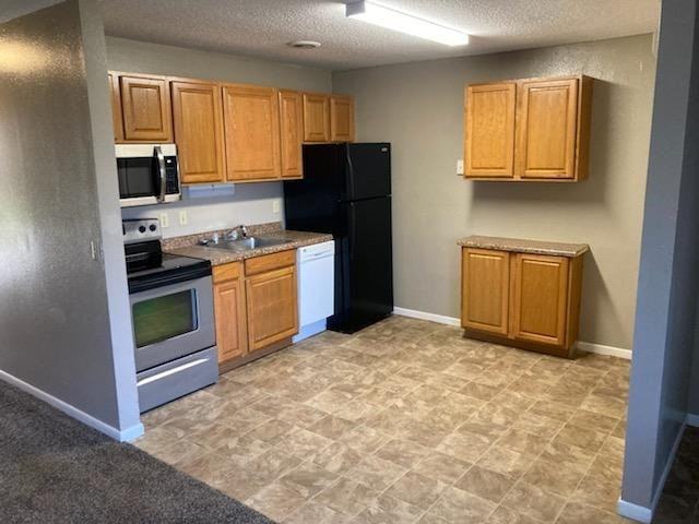 291 Medayto Cir #291 - Photo 2 of 7