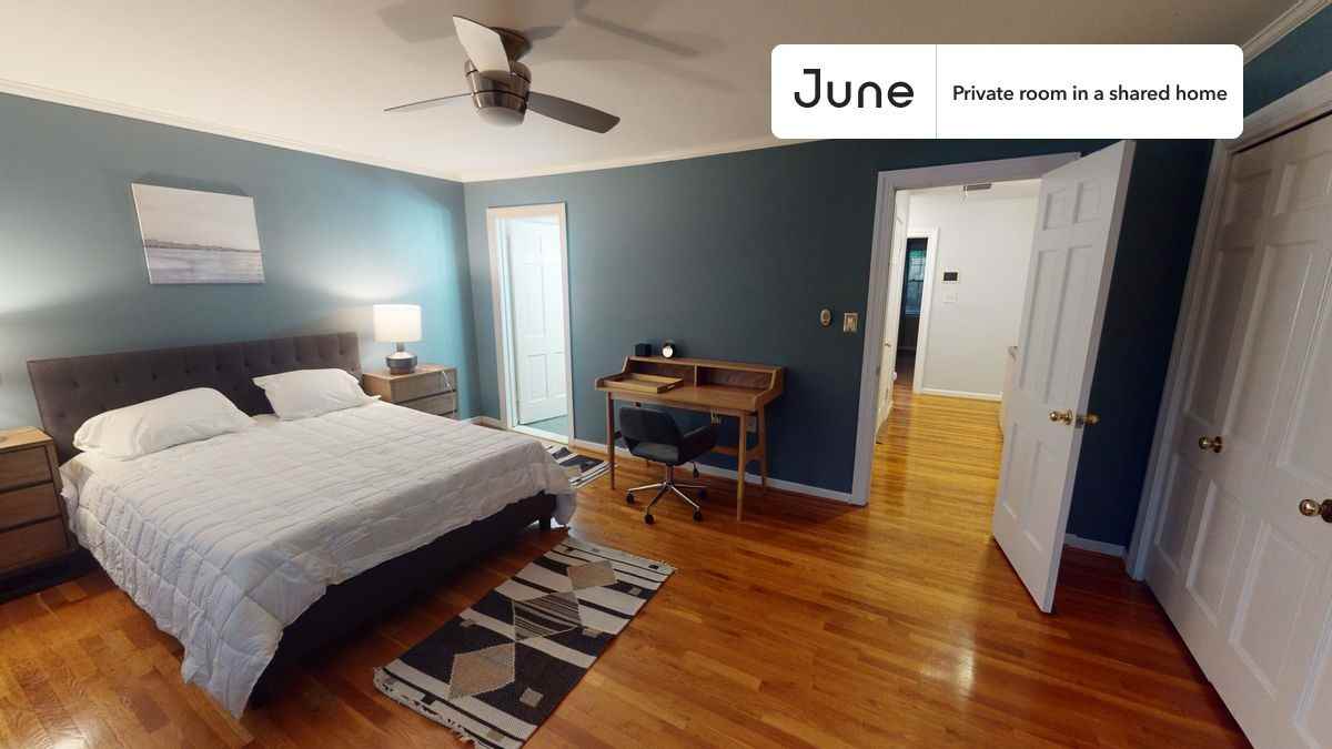 600 7th St Sw #G - Photo 2 of 18