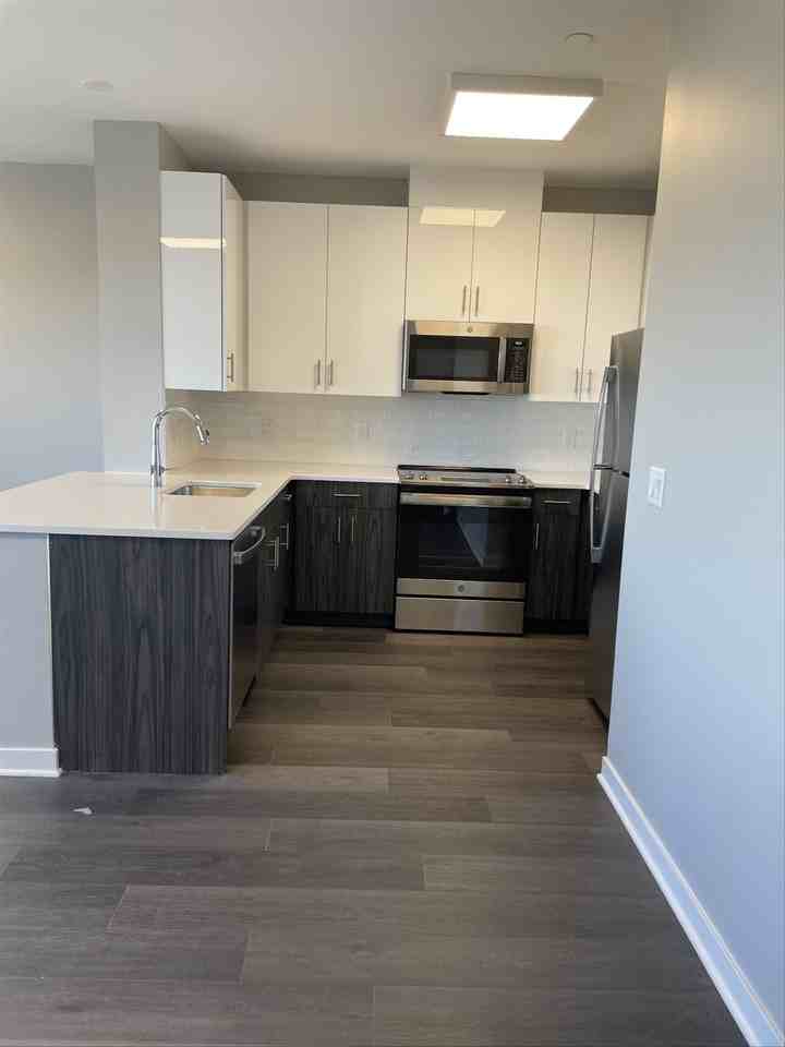 Bergenline Ave 2, West New York, NJ 07093 2 Bedroom Apartment for