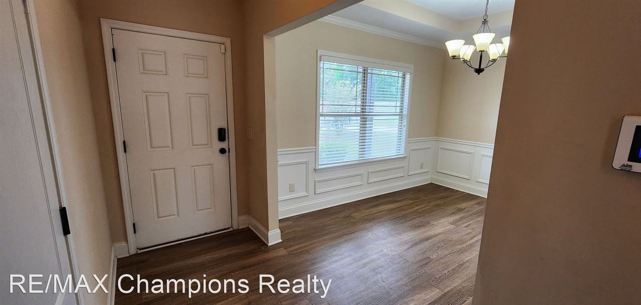 23 Southern Oaks Dr - Photo 2 of 25