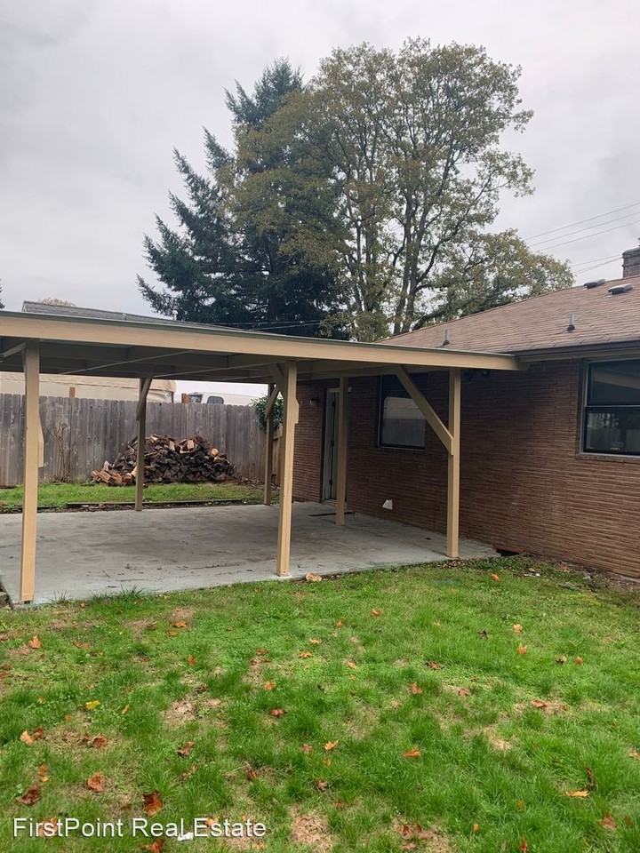 14624 Portland Ave Sw - Photo 3 of 12