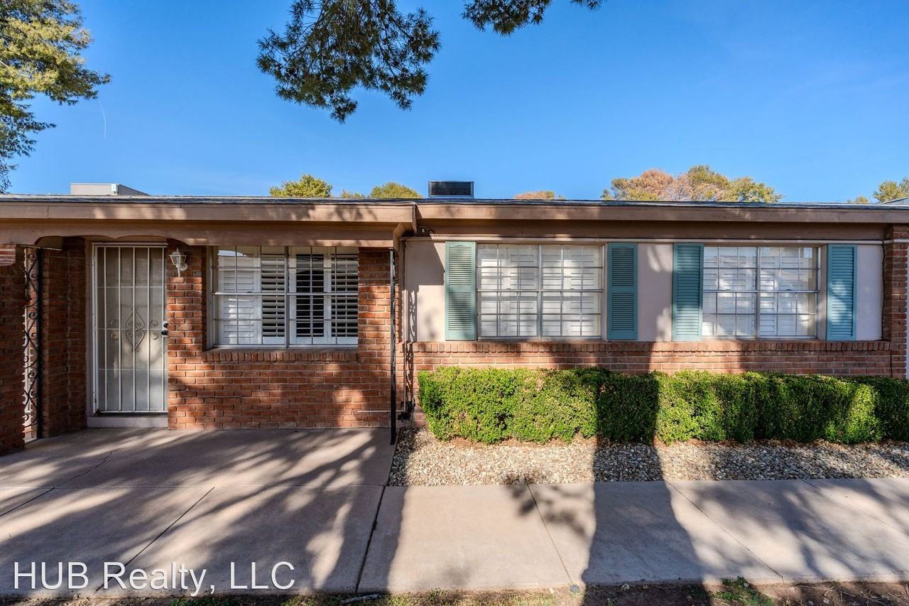 909 N Revere #B - Photo 2 of 47