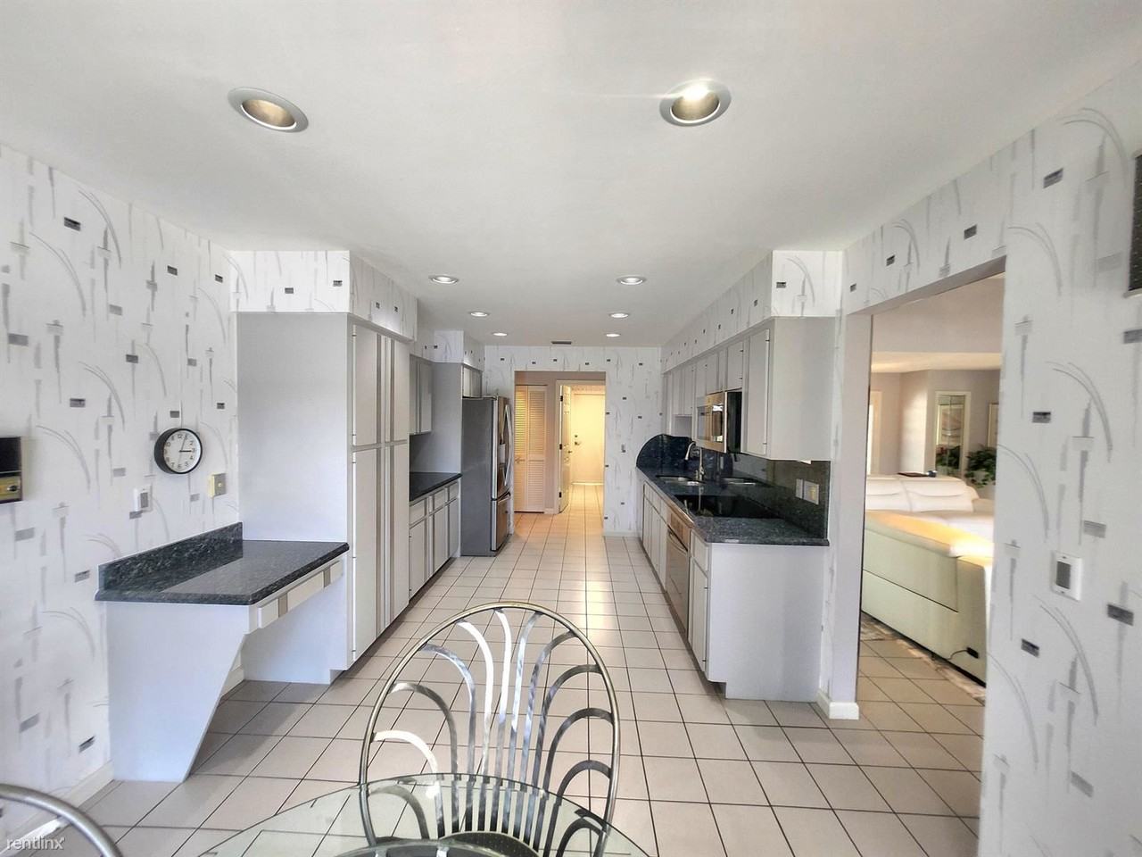 696 Juniper Pl - Photo 2 of 19