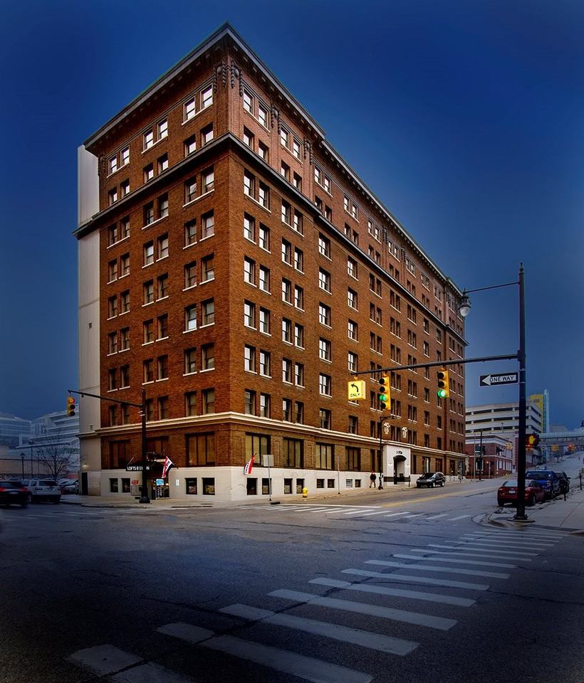 The Lofts @ 5 Lyon - Photo 5 of 29