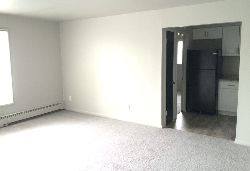 Silverstone Apartments - Photo 5 of 23