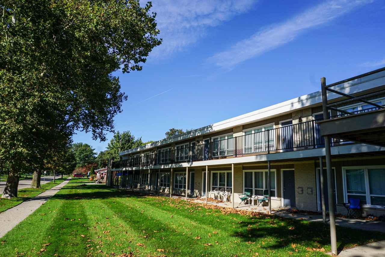 Silverstone Apartments - Photo 4 of 23