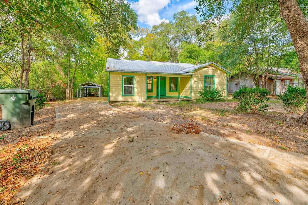 816 Ogden St #1 - Photo 2 of 13