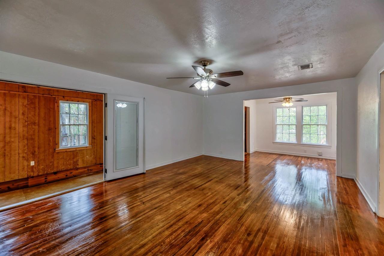 816 Ogden St #1 - Photo 5 of 13