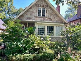 1049 Royal York Road - Photo 1 of 1