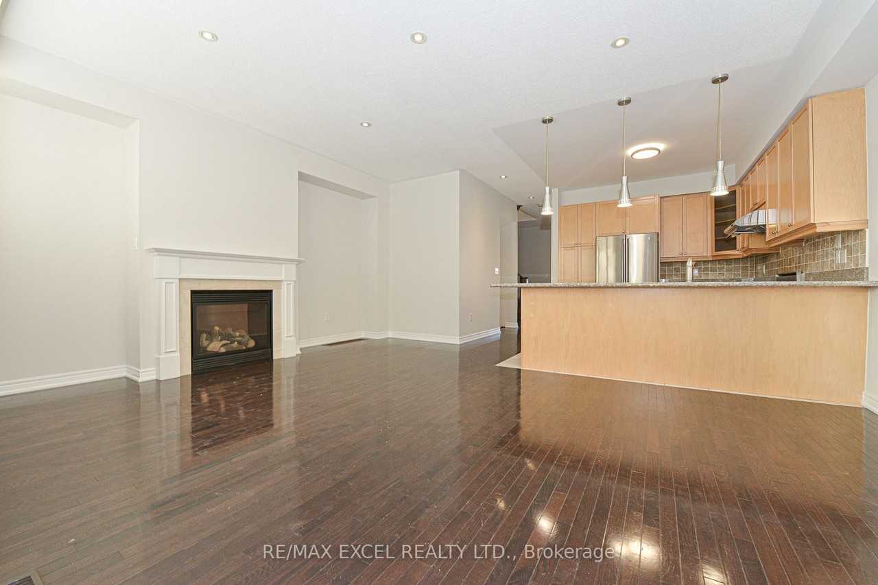 10540 Victoria Square Boulevard - Photo 3 of 18