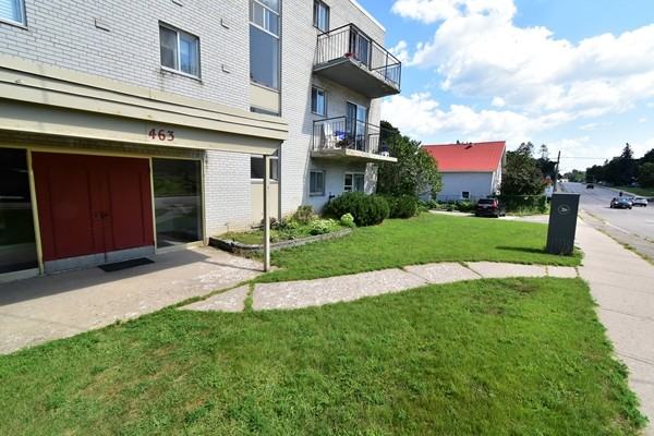 King St. Apartment - Photo 2 of 4