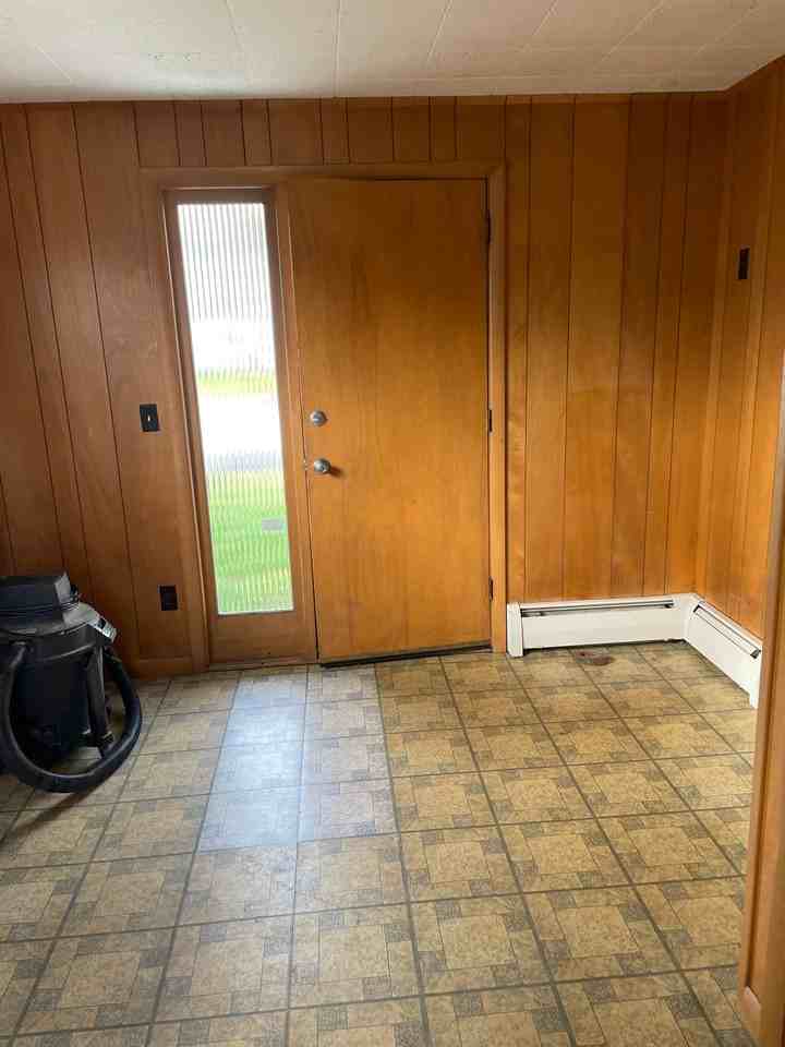 245 Laval Street - Photo 2 of 14