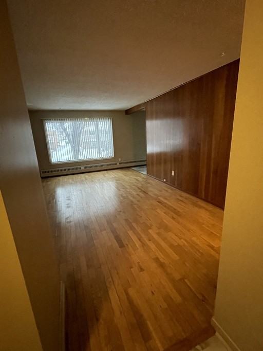 3920 Robinson St - Photo 3 of 13