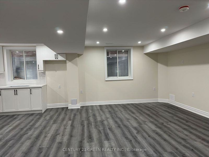1817 Castlepoint Drive - Photo 2 of 11