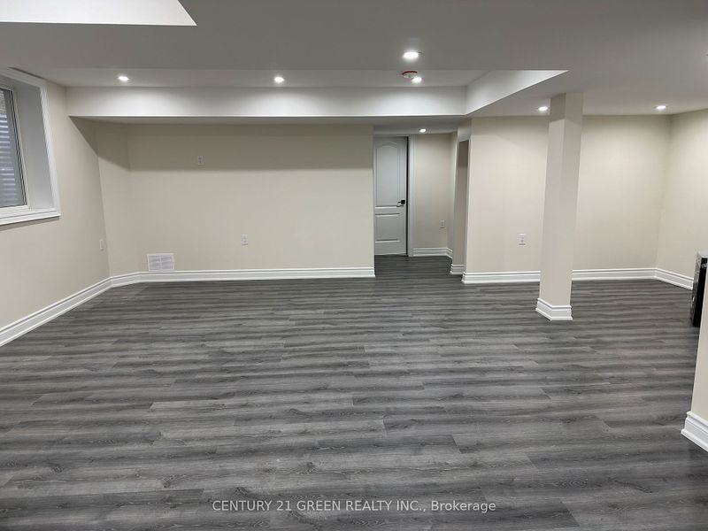 1817 Castlepoint Drive - Photo 3 of 11